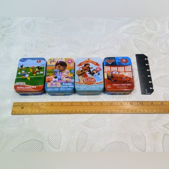 Walt Disney characters tin box bundle of 4 puzzles + 1 double Deck play, cards - Picture 14 of 15